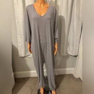 Cozy Three Bird Nest size M gray oversized one piece romper jumpsuit